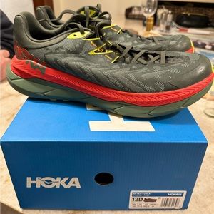 Men’s Hoka Running Shoes (Size 12D)